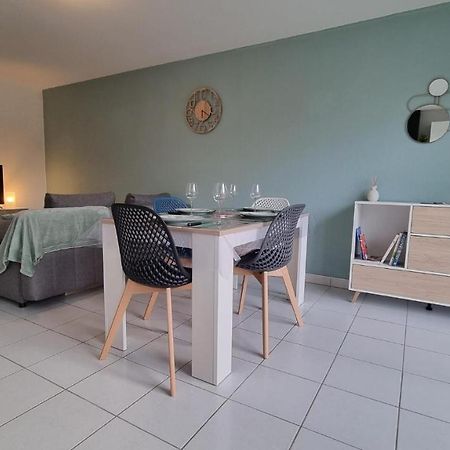 Beau T2 Bien Equipe Au Calme! ! Apartment Saint-Pierre-du-Mont  Екстериор снимка