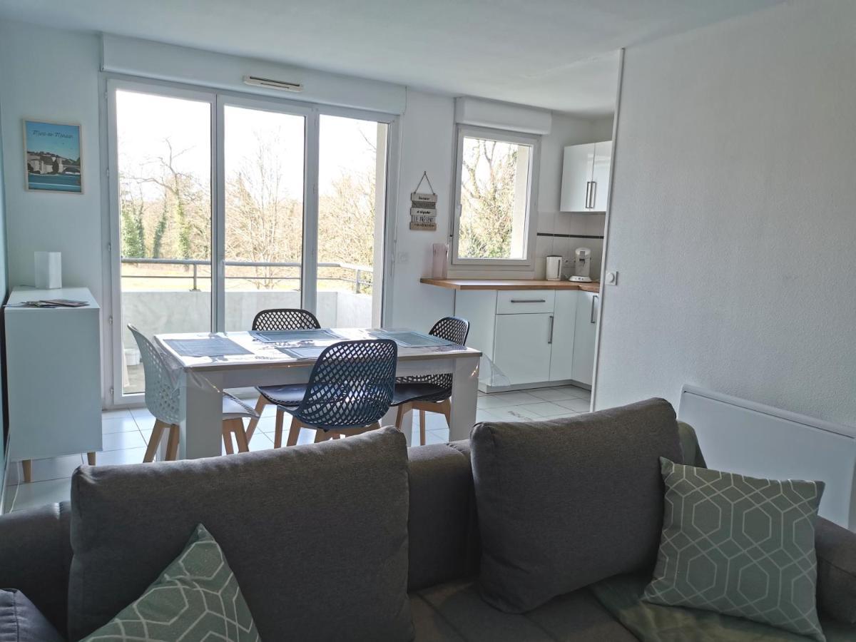 Beau T2 Bien Equipe Au Calme! ! Apartment Saint-Pierre-du-Mont  Екстериор снимка